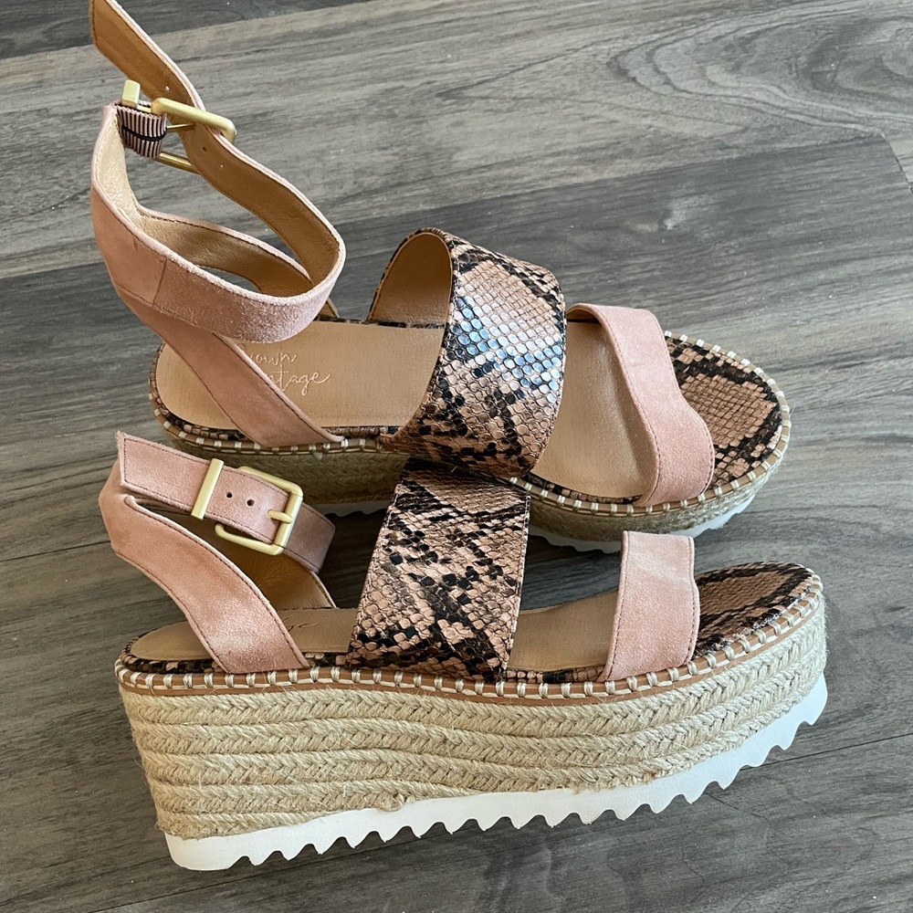 Never worn Sandals